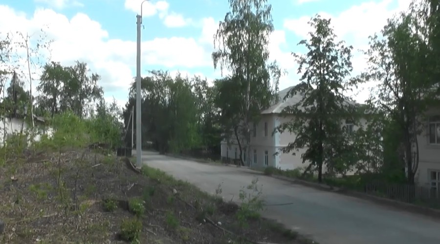 В Кушве продолжается установка уличного освещения