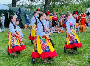 В деревне Верхняя Баранча прошел 13-й фестиваль казачьей культуры под названием «Наследие».
