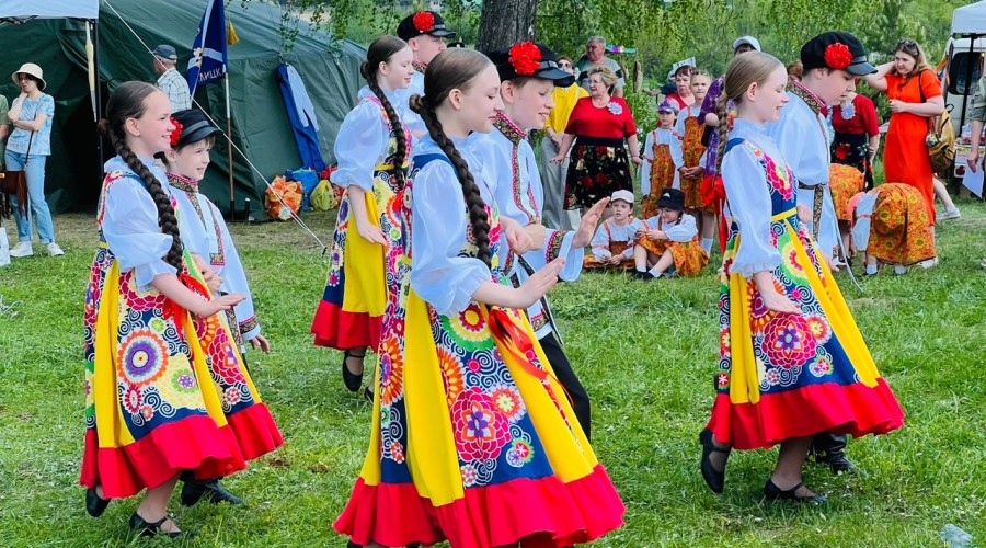 В деревне Верхняя Баранча прошел 13-й фестиваль казачьей культуры под названием «Наследие».
