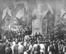 Старинный памятник Европа-Азия в Кушве. Легенда