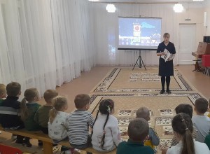 В гостях у дошколят – инспектор Госавтоинспекции.