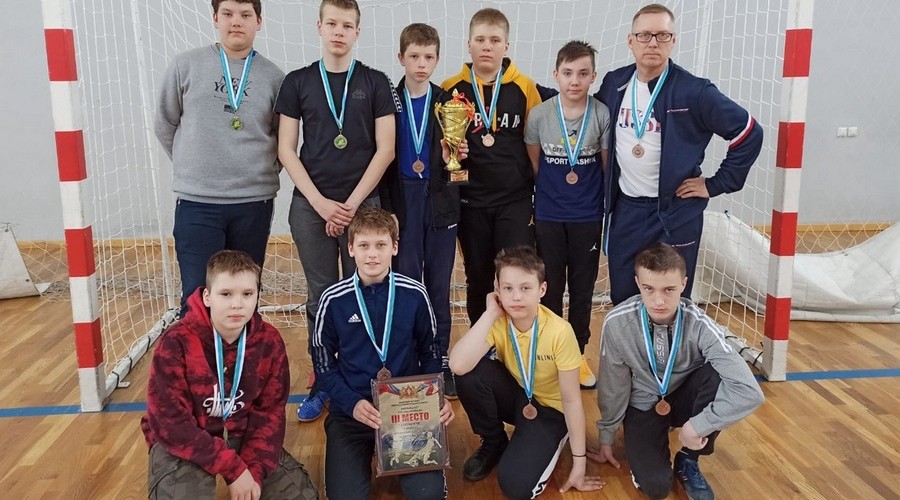 «Бронза» юных баранчинских футболистов