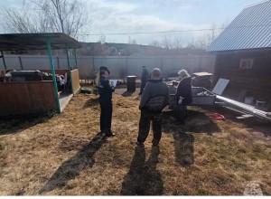 Сотрудники МЧС уличили жителей Кушвы в сжигании мусора на частных подворьях