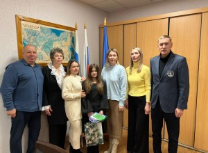 Активисты Кушвинского городского округа снова едут на самую главную ёлку страны. 