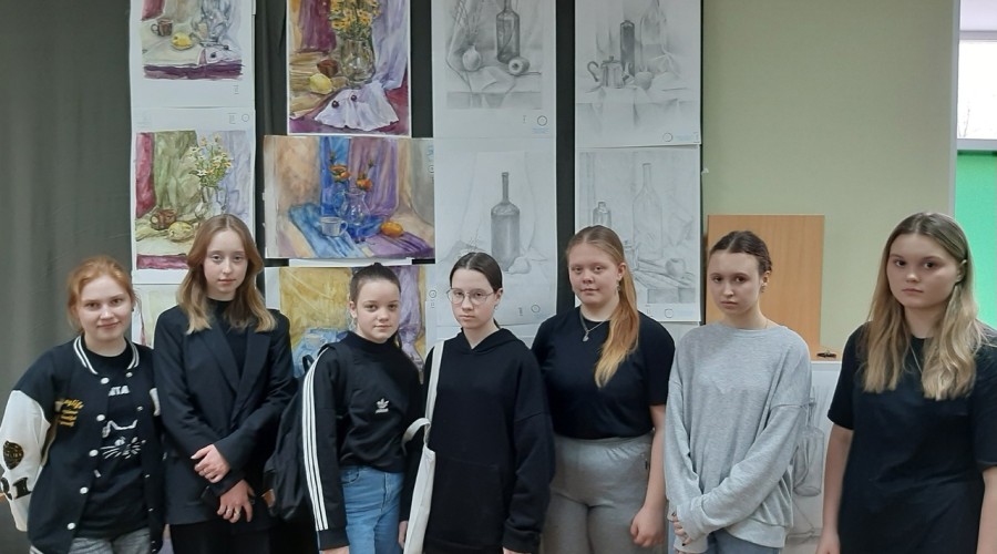 Юные художницы из Баранчинского стали призерами областного конкурса