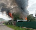 В Кушве произошел крупный пожар, создавший серьезную опасность для жителей целой улицы