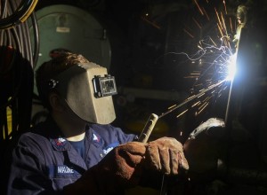 На Среднем Урале острая нехватка рабочих рук