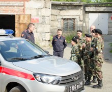 Росгвардейцы поздравили курсантов «Беркута-Спасателя» с наступающим праздником