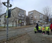 Весна без ДТП: юные пешеходы осваивают дорожную грамоту!