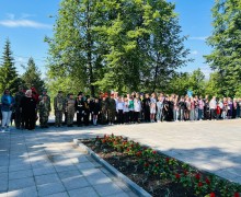 Подвиг ваш - бессмертен, память о вас вечна! 