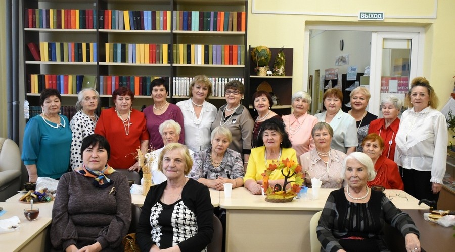 Отметить 130-летие Сергея Есенина собрались поклонники поэзии и красоты