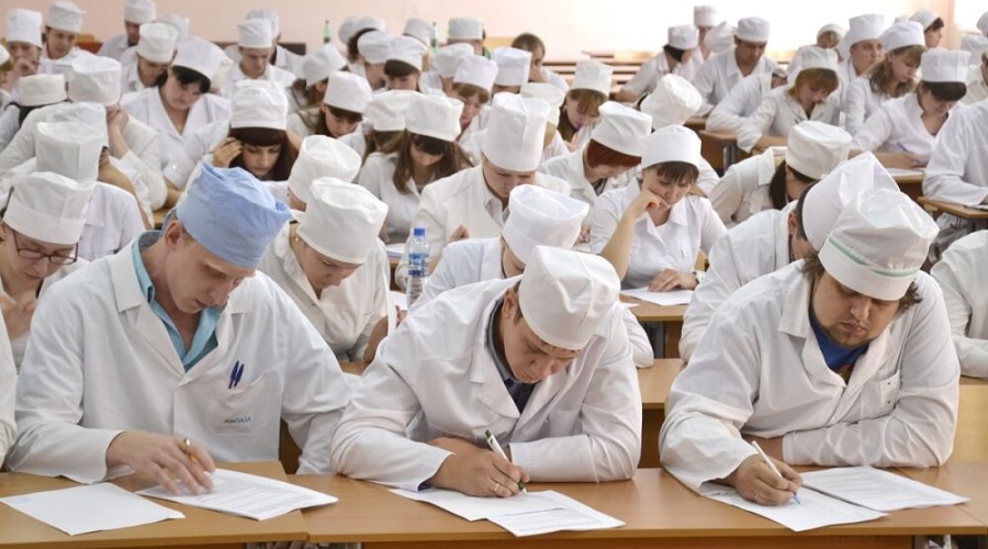 Свердловским студентам-медикам изменили выплаты