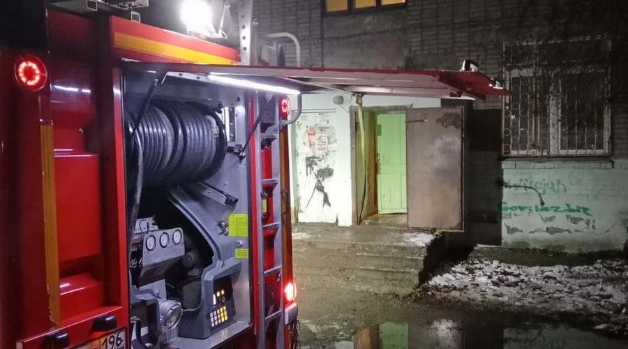 При пожаре в Кушве спасено двадцать человек