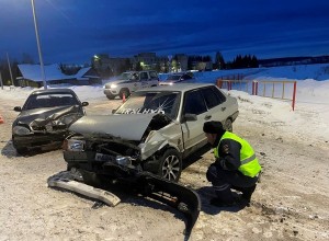 ДТП возле больничного городка в Верхней Туре