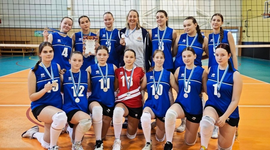 Молодцы! Юные волейболистки феерично выступили в «Молодёжной Лиге 