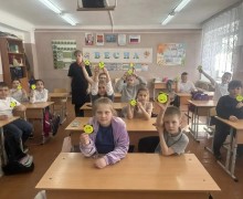 Сотрудники Госавтоинспекции напомнили школьникам о правилах дорожного движения