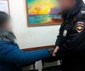 Жительнице Кушвы дали условный срок за попытку отбить пьяного сына у полицейских