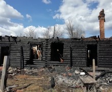 Пожар в деревне Кедровка, погиб человек