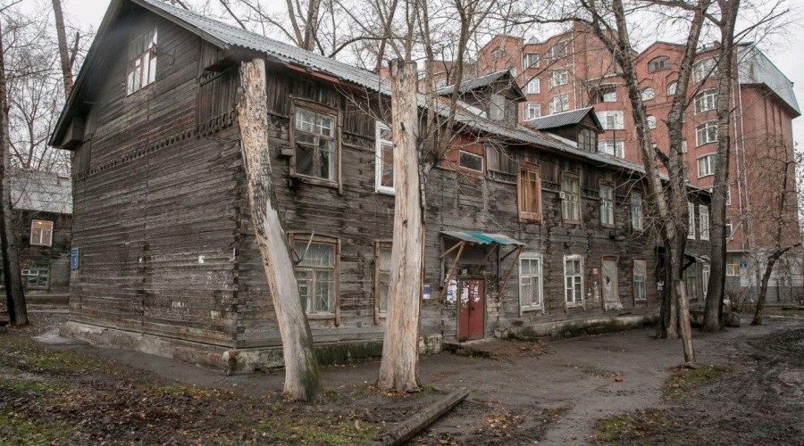 Жители аварийных домов смогут вне очереди получить жилье