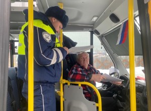 Проверка школьных автобусов, осуществляющих перевозку детей