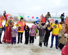 Масленичный разгуляй в поселке Восток: зима ушла, весна пришла!