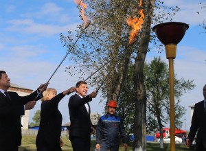 Евгений Куйвашев добивается дополнительных льгот для подключения к газу
