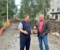 Сергей Никонов проконтролировал ремонт дорог и благоустройство парка в Кушве