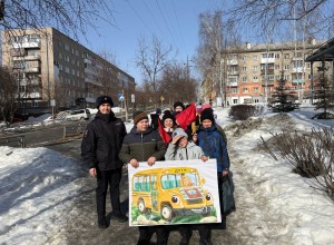 Профилактическая акция «Шагающий автобус»
