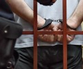Суд постановил заключить под стражу лиц, обвиняемых в вымогательстве